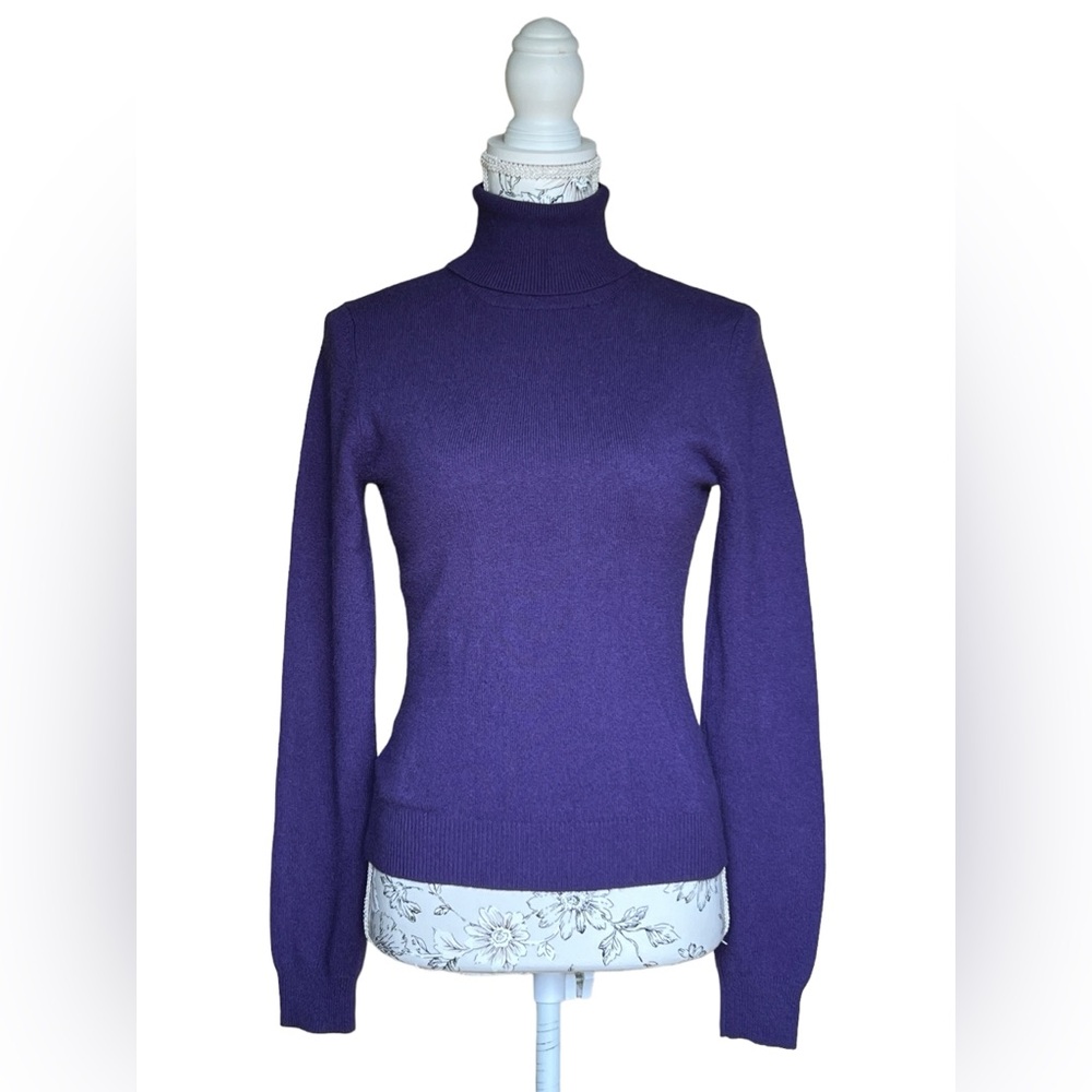 Michael Kors Purple Cashmere Turtleneck Sweater Size Small - Picture 2 of 6